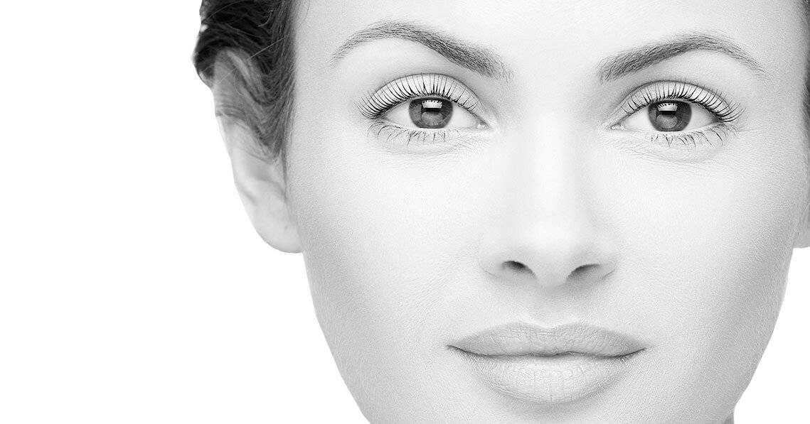 Есть отличный шанс улучшить форму бровей благодаря ламинированию YUMI BROWS!